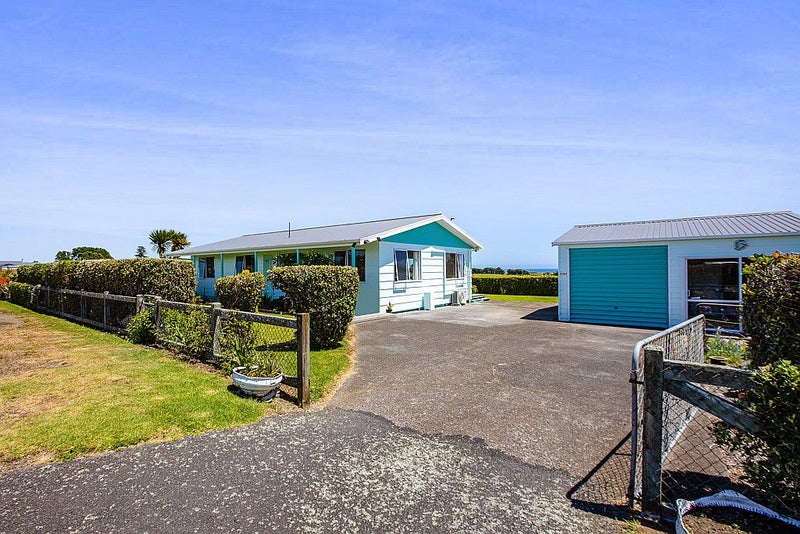 5769 South Road, Rahotu, Ōpunake - Carousel 18