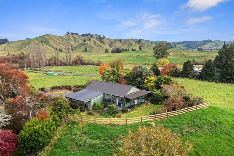 87 Kawautahi Road, Owhango - Carousel 1