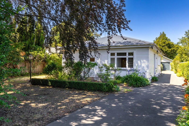 27 Eltham Road, Blenheim - Carousel 1
