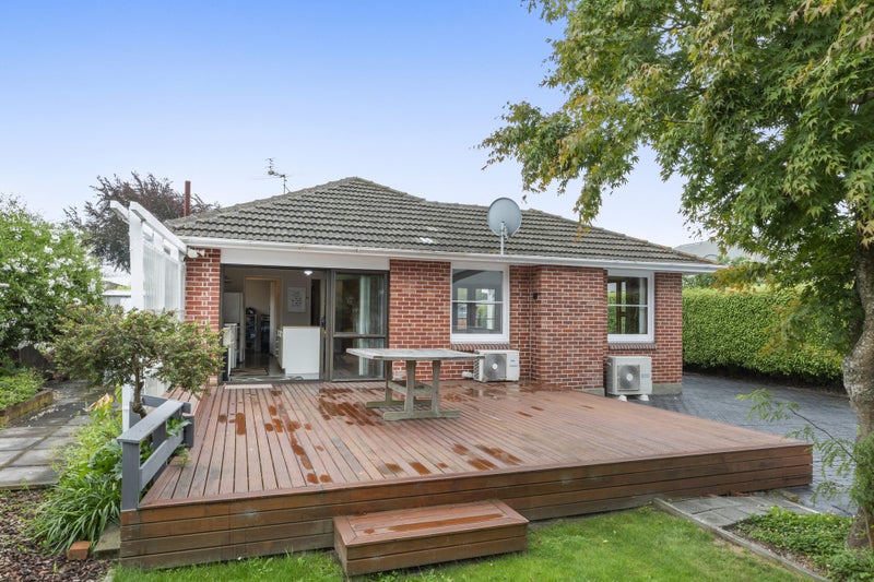 32 Flower Street, Bryndwr, Christchurch - Carousel 1