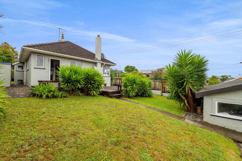 79 Mangorei Road, Strandon, New Plymouth - Carousel 1