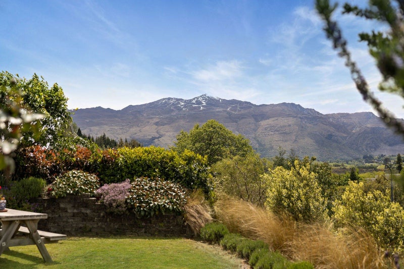 2 Bramshill Drive, Lower Shotover, Queenstown - Carousel 31