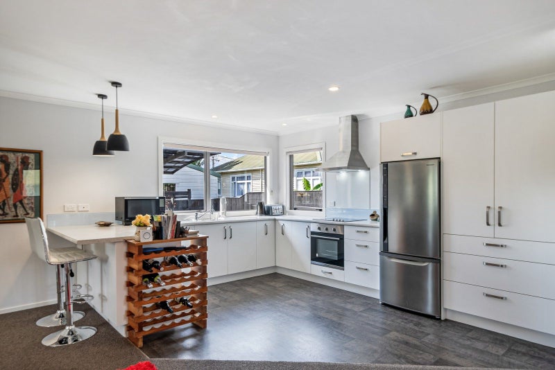 2A Rutland Street, Levin, Levin - Carousel 1