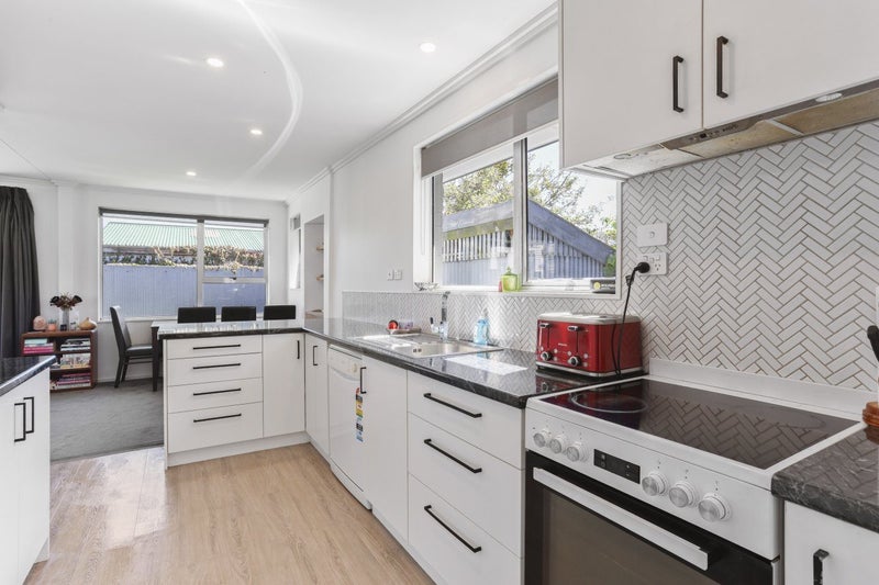 4 Coates Place, Rangiora, Rangiora - Carousel 2