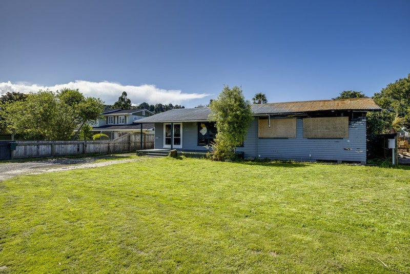 36 Grey Street, Bay View, Napier - Carousel 1