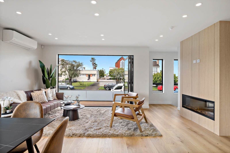 0 Kupe Bay, Rangitoto Ki Te Tonga / D'Urville Island - Carousel 2