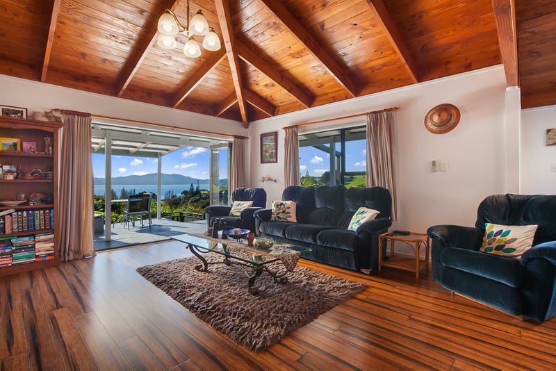 463 State Highway 10, Cable Bay, Cable Bay - Carousel 1