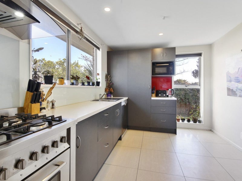 1/2 Bayswater Crescent, Bromley, Christchurch City, Canterbury - Carousel 2