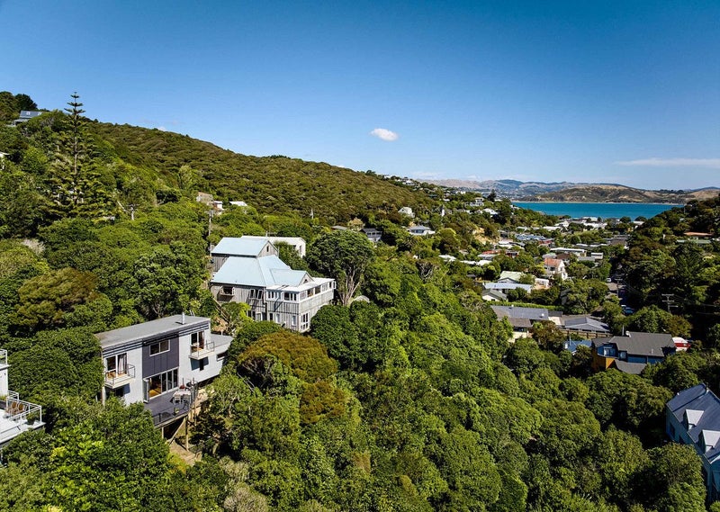 Property Valuation for 11 Cluny Road, Plimmerton, Porirua Trade Me