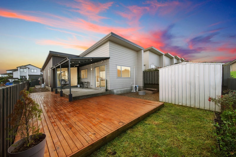 7 Frazen Avenue, Papakura, Papakura - Carousel 1