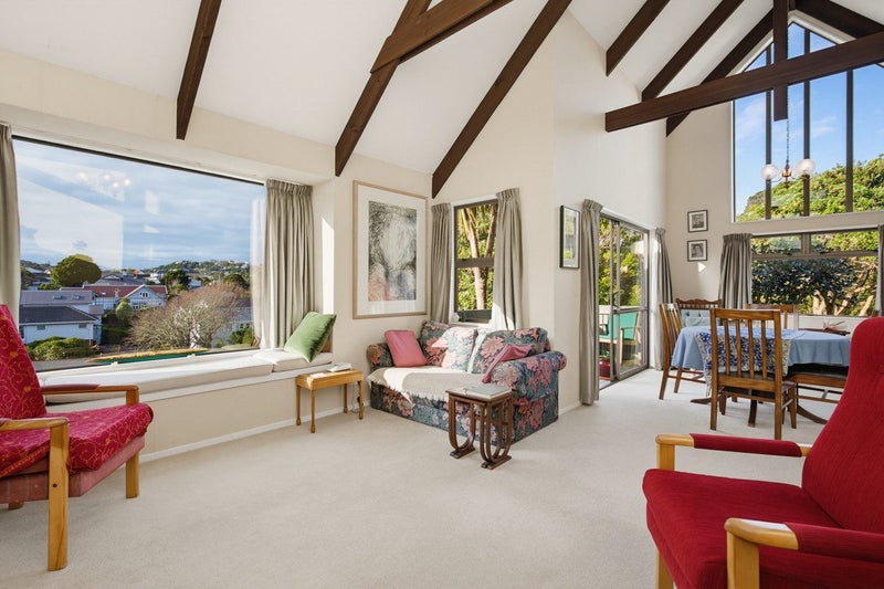 39 Clutha Avenue, Khandallah, Wellington - Carousel 2
