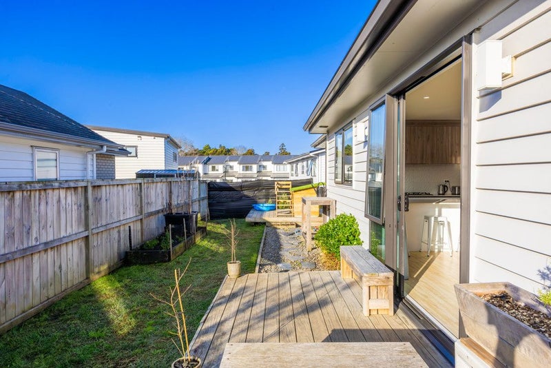 8 Ahorangi Road, Silverdale, Rodney, Auckland - Carousel 2