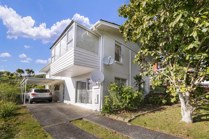 28 Simkin Avenue, Saint Johns, Auckland - Carousel 1