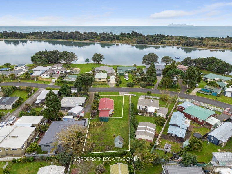 9A Roretana Drive, Athenree, Waihi Beach - Carousel 1