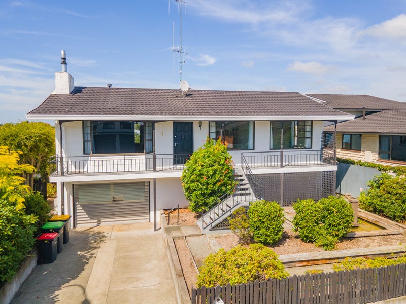 18 Roxburgh Street, Glenwood, Timaru - Carousel 1