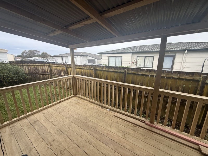 2/77 Templeton Place, Clendon Park, Manukau City, Auckland - Carousel 9