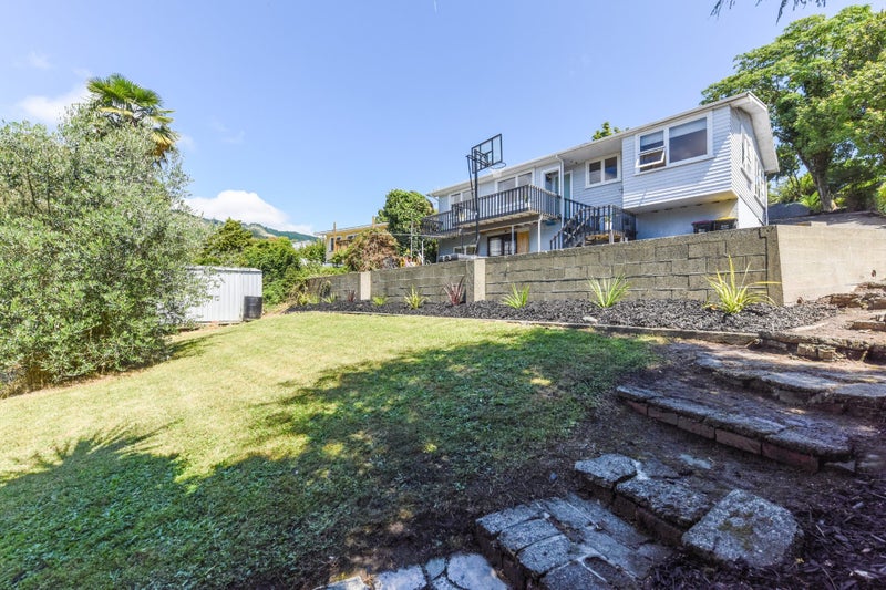 23 Surrey Road, Richmond, Richmond - Carousel 1