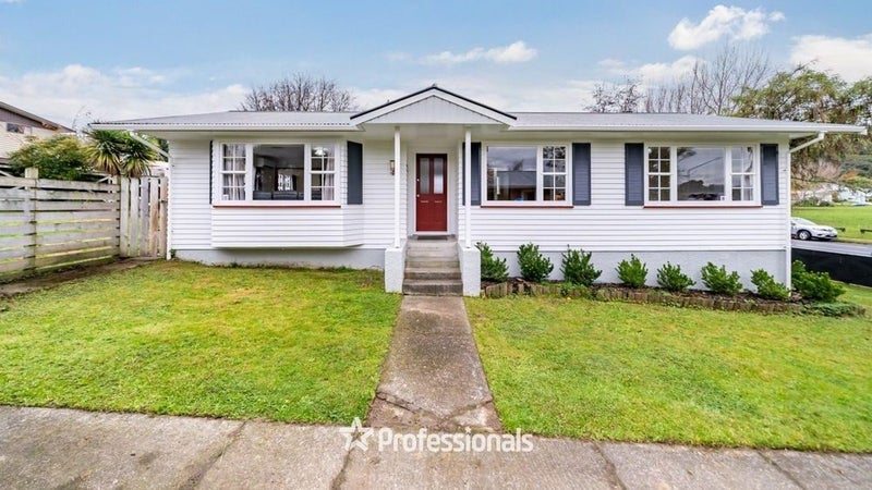 73 Norana Road, Timberlea, Upper Hutt - Carousel 1