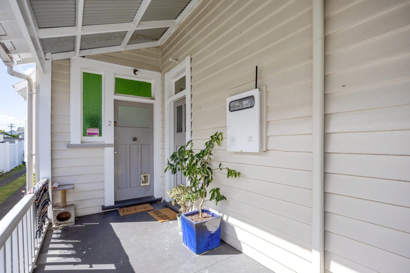 8 Dexter Avenue, Mount Eden, Auckland - Carousel 1