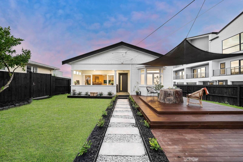 4050 Great North Road, Glen Eden, Auckland - Carousel 1