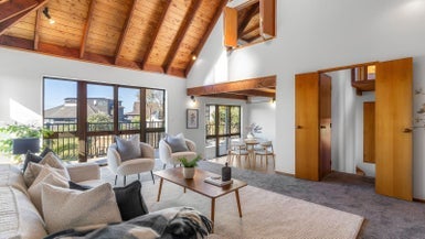 1A Beulah Avenue, Rothesay Bay, Auckland - Carousel 1