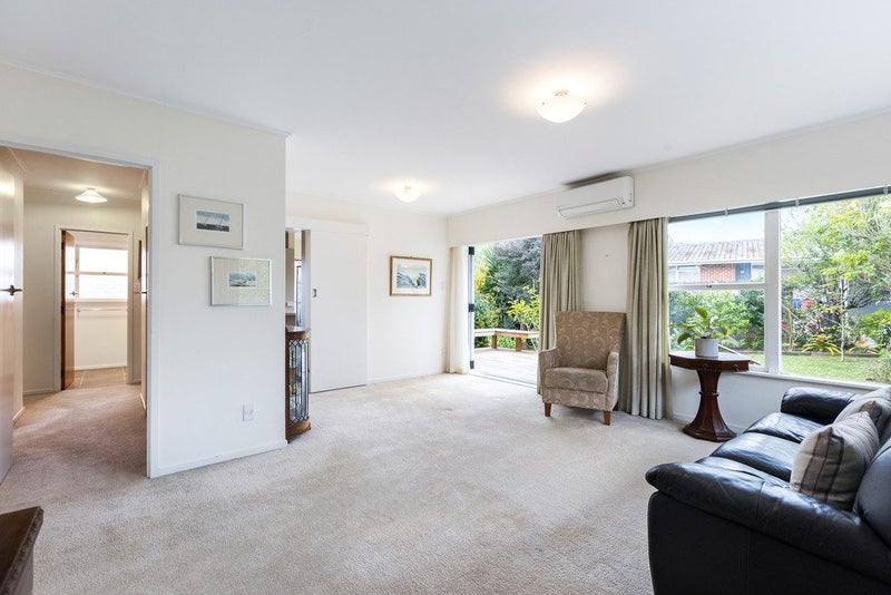2/5 Evelyn Place, Hillcrest, Auckland - Carousel 19