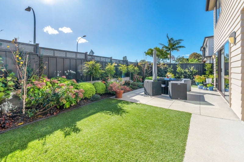 126B Wellington Street, Howick, Auckland - Carousel 1