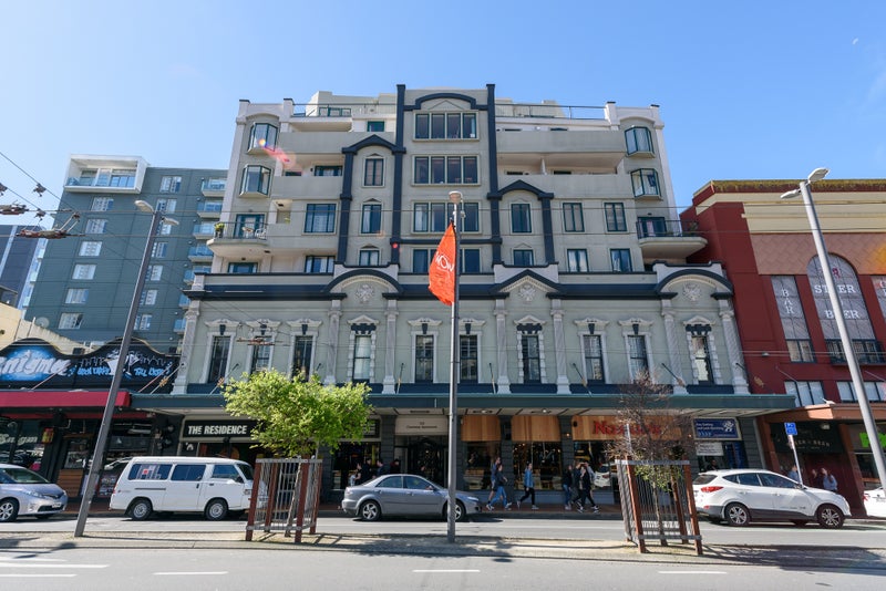 205/120 Courtenay Place, Te Aro, Wellington - Carousel 1