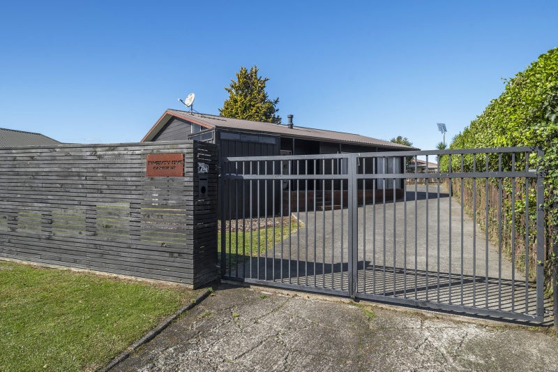 21 Carter Drive, Pomare, Rotorua - Carousel 1