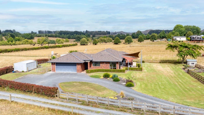 77 Cameron Road, Morrinsville, Matamata-Piako, Waikato - Carousel 1
