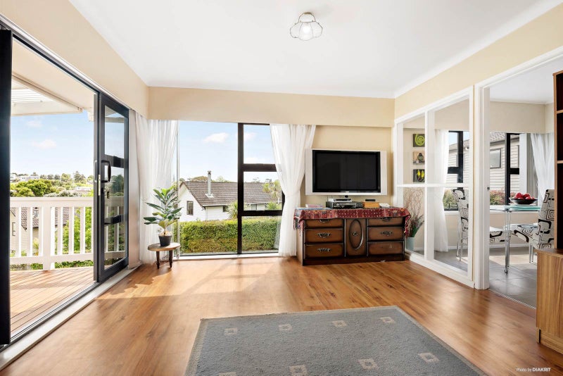 Property Valuation for 1/39 Bentley Avenue, Glenfield, Auckland Trade