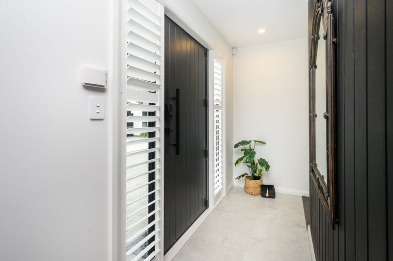 70 Slacks Road, Awapuni, Palmerston North - Carousel 2