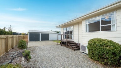 21 O'Byrne Street, Waikiwi, Invercargill - Carousel 1