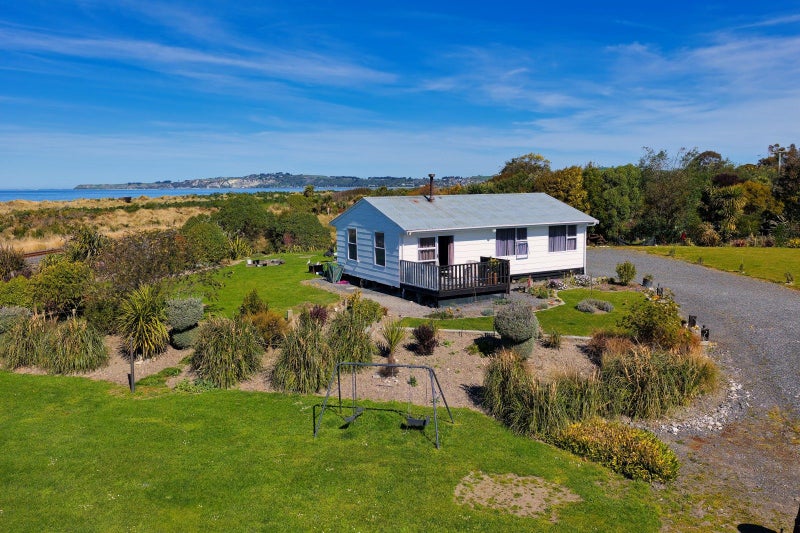 44 Beach Road, KAIKOURA FLAT, KAIKOURA - Carousel 1