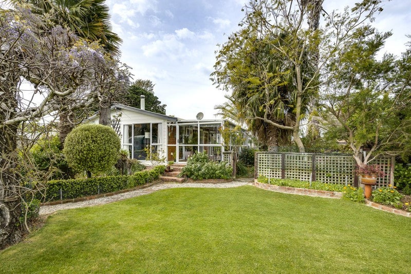 13 Sheehan Street, Bay View, Napier - Carousel 1