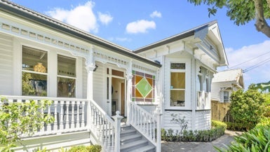 26 Bellevue Road, Mount Eden, Auckland - Carousel 1