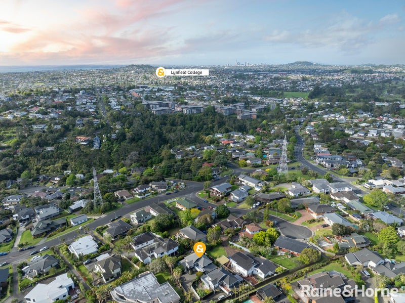 25 Marco Polo Avenue, Lynfield, Auckland - Carousel 30