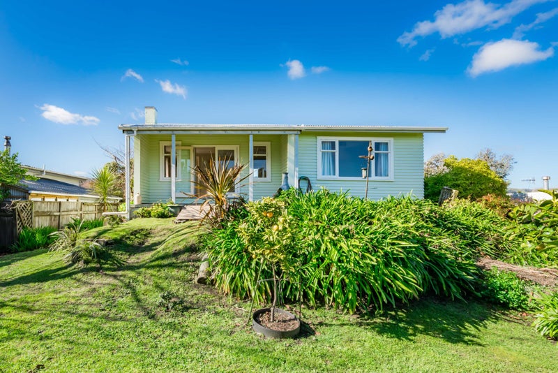 34 Dale Road, Raumati South, Paraparaumu - Carousel 1