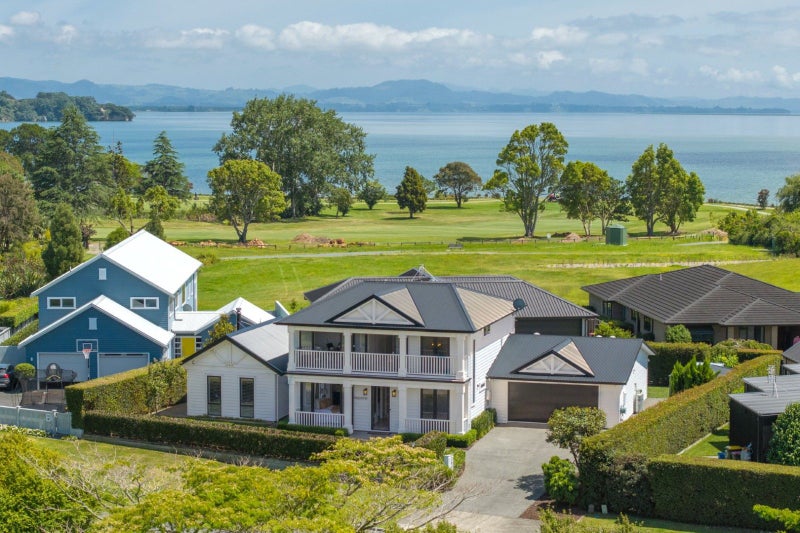 262 Hamurana Road, Omokoroa, Omokoroa - Carousel 1