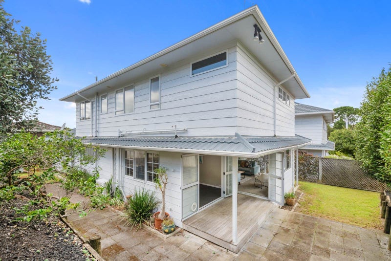 2/22 Gills Avenue, Papakura, Auckland - Carousel 1