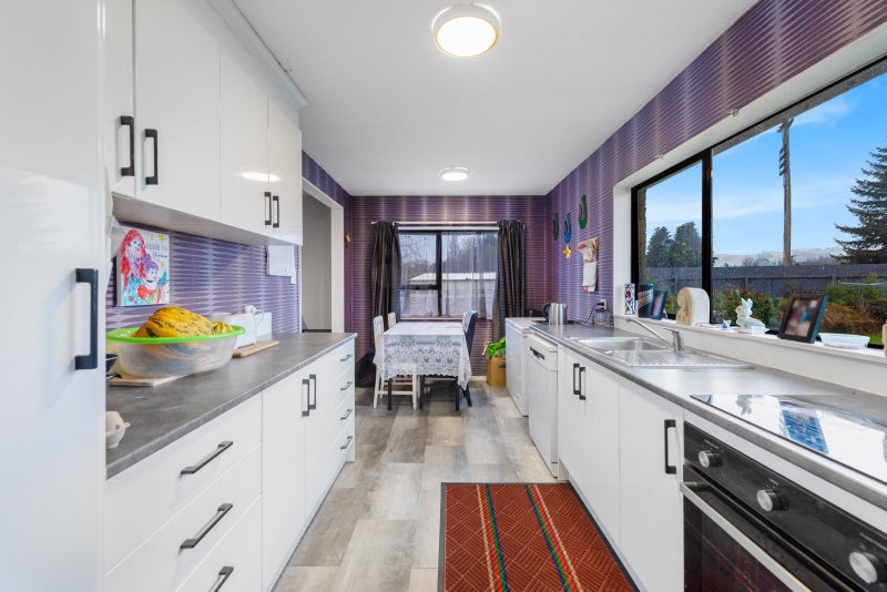 84 Main Street, Edgecumbe - Carousel 2