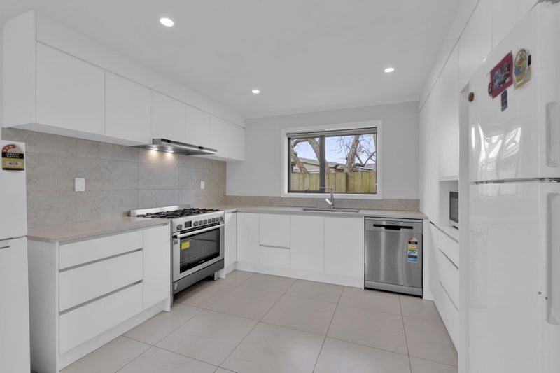 98A Holland Road, Fairfield, Hamilton - Carousel 2