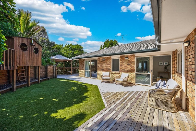 131 Pemberton Avenue, Bayview, Auckland - Carousel 1