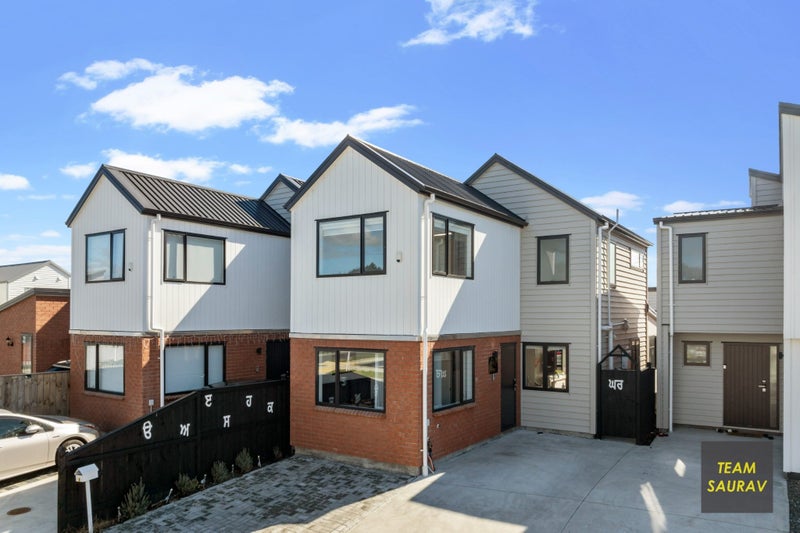 6 Combat Street, Papakura - Carousel 1