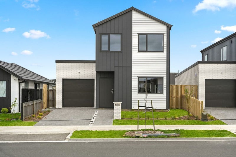 5 Overton Street, Rototuna North, Hamilton - Carousel 1