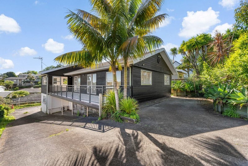 4 Lynngate Place, Hillcrest, Auckland - Carousel 2
