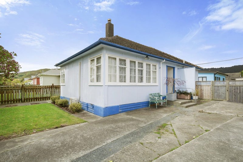 357 Cambridge Terrace, Naenae, Lower Hutt - Carousel 1