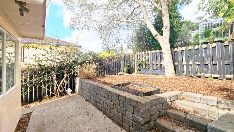 1/44 Barbados Drive, Unsworth Heights, North Shore City, Auckland - Carousel 21