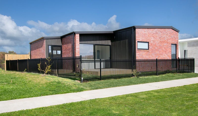 24 One Haruru Street, Cambridge, Cambridge - Carousel 1
