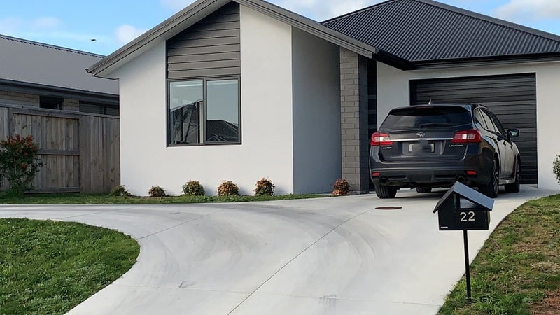 22 Stevenson Drive, Papamoa - Carousel 1